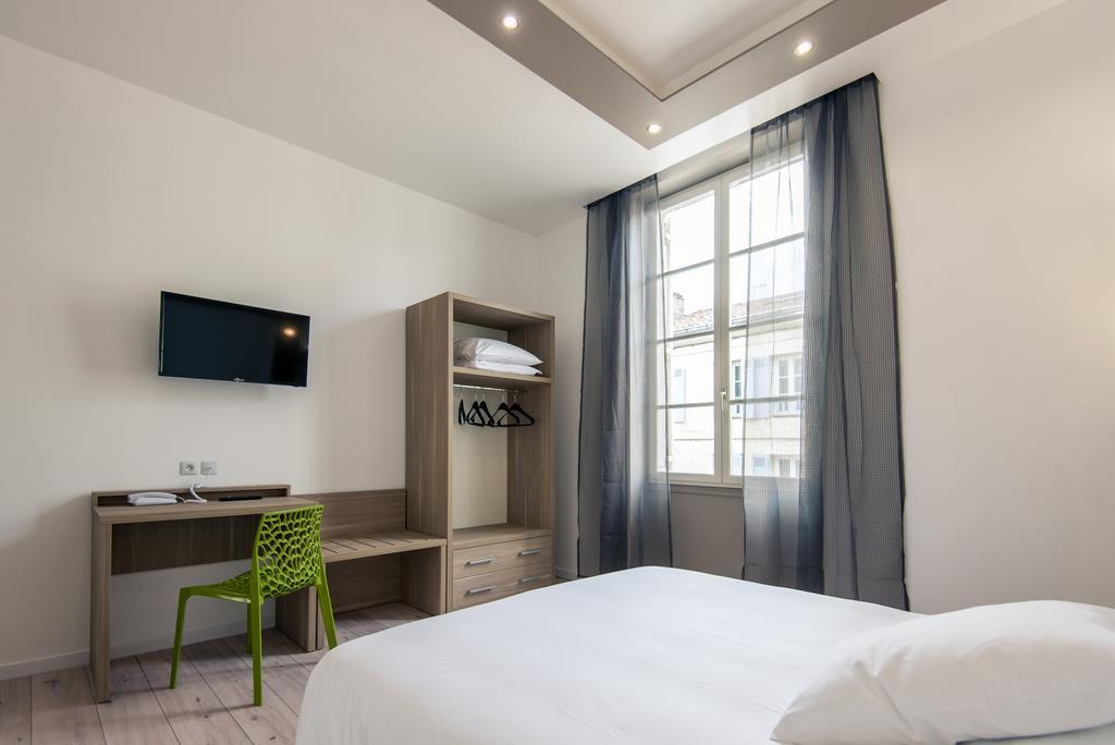 Grand Hotel Sainte-Foy-la-Grande Zewnętrze zdjęcie